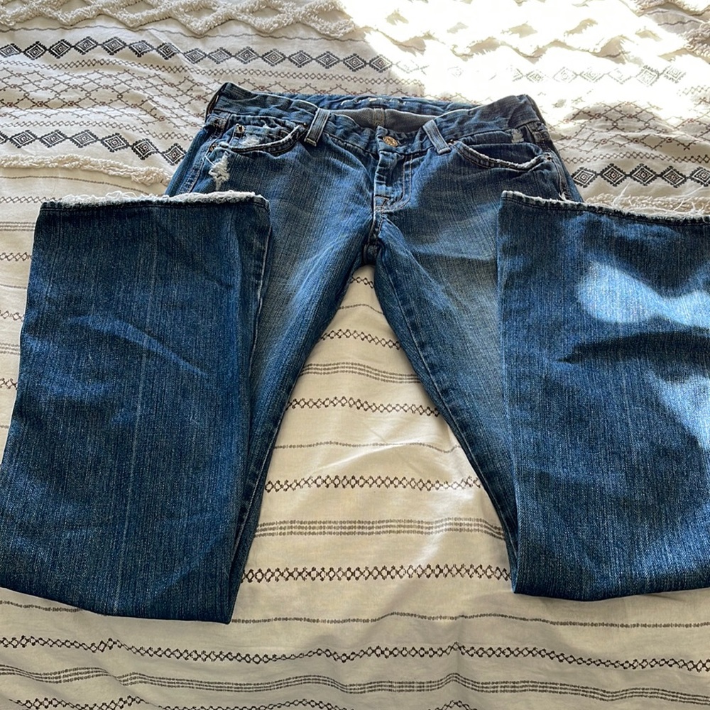 7 for all mankind